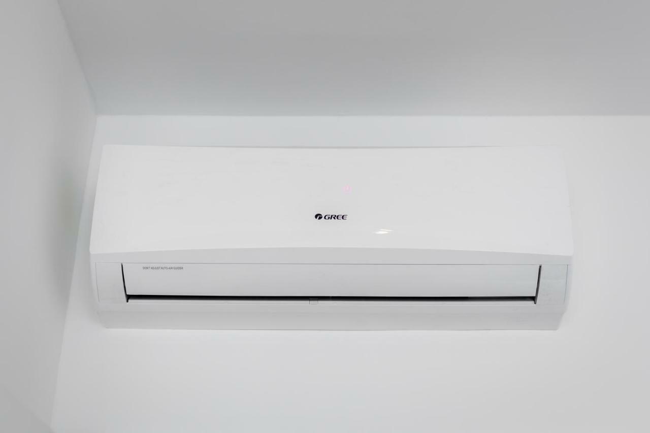 Bpr Chic White Home With Terrace & A/C & Garage ブダペスト エクステリア 写真
